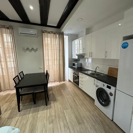 Mercado On 1th Floor * Valence